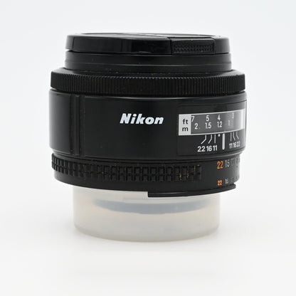 Nikon AF Nikkor 50mm f/1.8 Prime Lens Excellent + Caps & Skylight Filter