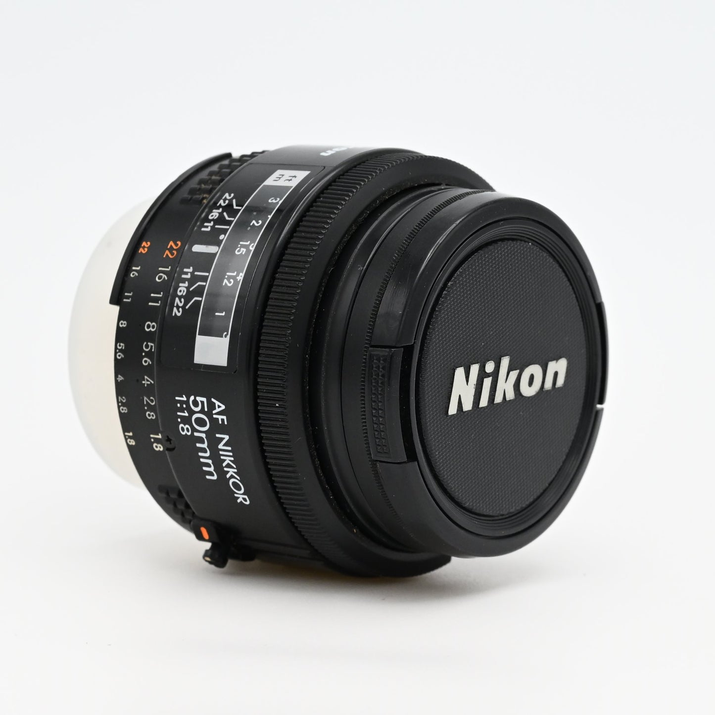 Nikon AF Nikkor 50mm f/1.8 Prime Lens Excellent + Caps & Skylight Filter