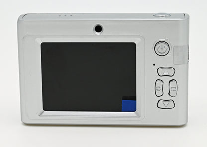 Compact Digital Camera 48MP Silver Retro Style Point &amp; Shoot Camera with Games- USB Charging