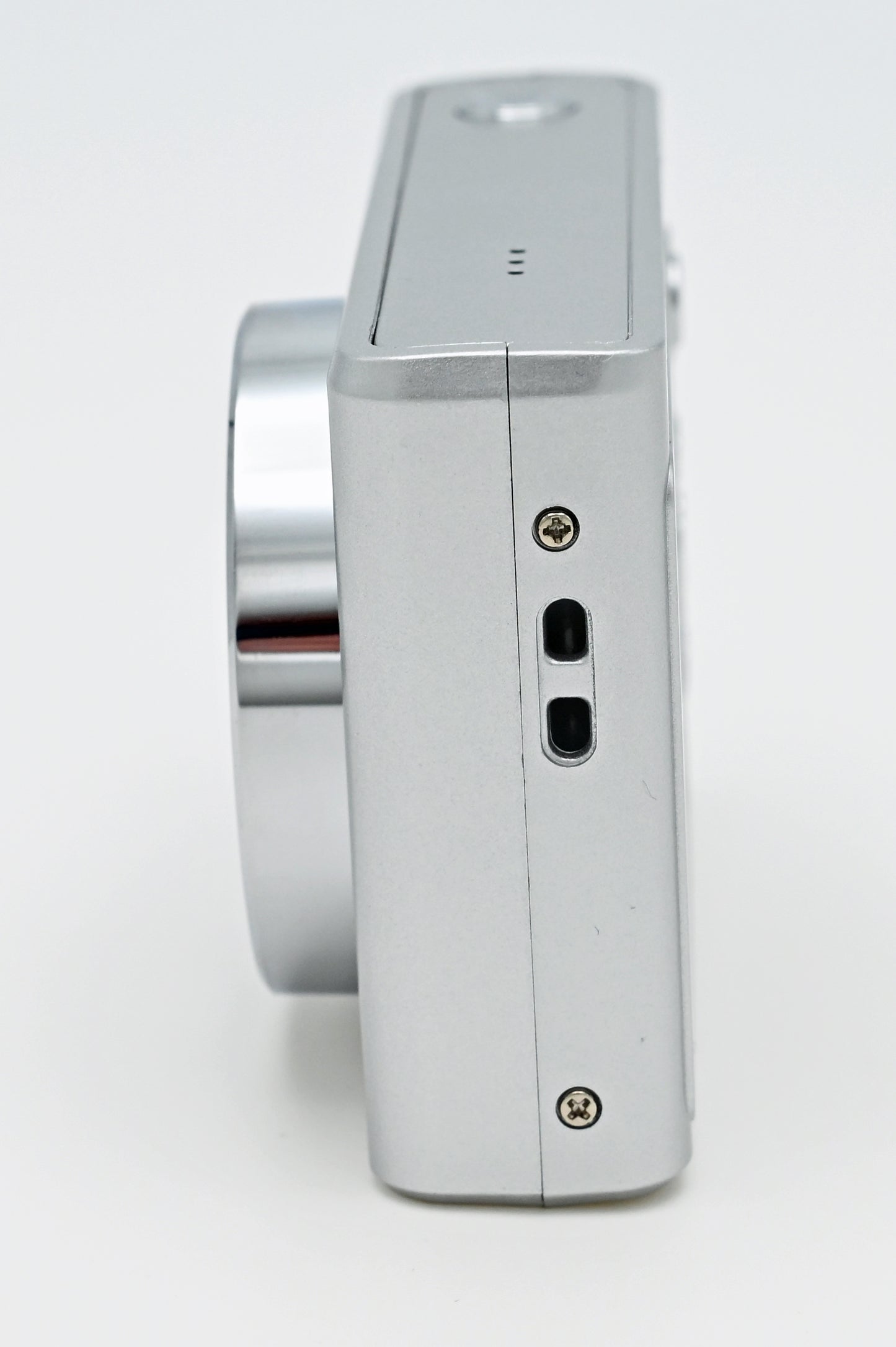 Compact Digital Camera 48MP Silver Retro Style Point &amp; Shoot Camera with Games- USB Charging