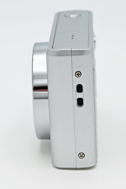 Compact Digital Camera 48MP Silver Retro Style Point &amp; Shoot Camera with Games- USB Charging