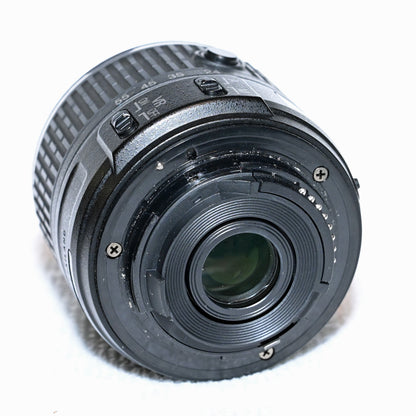 Nikon AF-S DX 18-55mm f/3.5-5.6G II Lens APS-C DSLR Excellent Clean