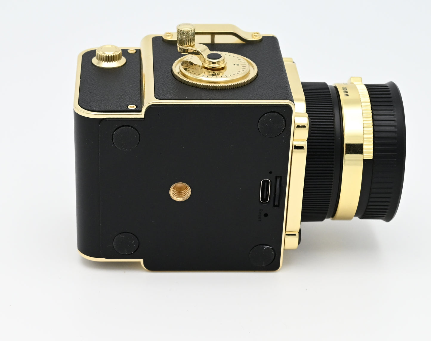 Retro Simulated Medium Format SLR Digital Camera
